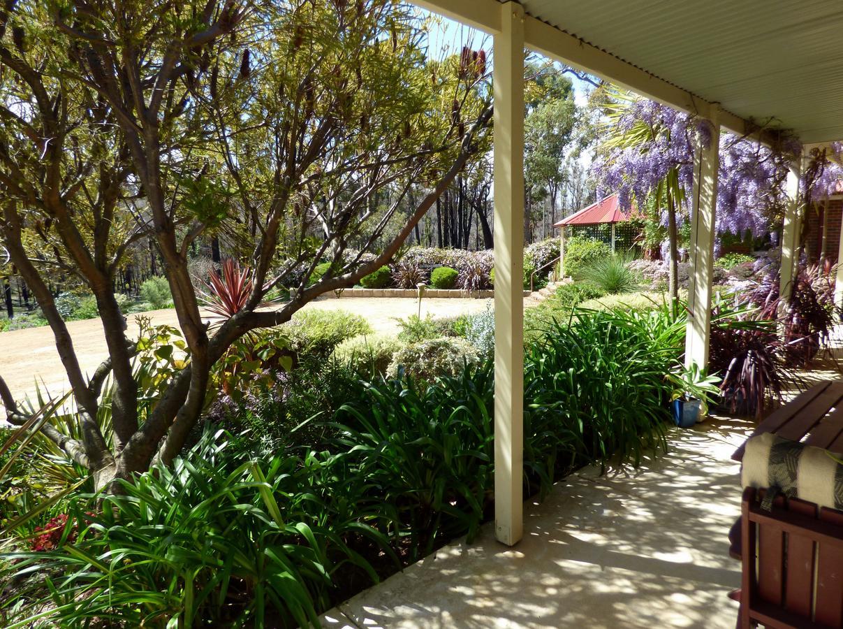Country Charm Retreat B&B Donnybrook Exterior photo